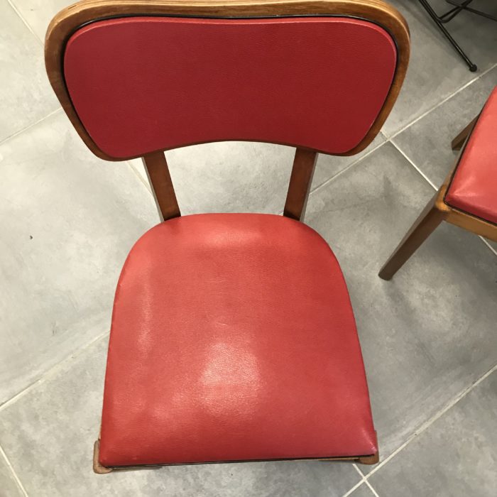 4 chaises rouge skai bois brocante clemence vintage decoration pau
