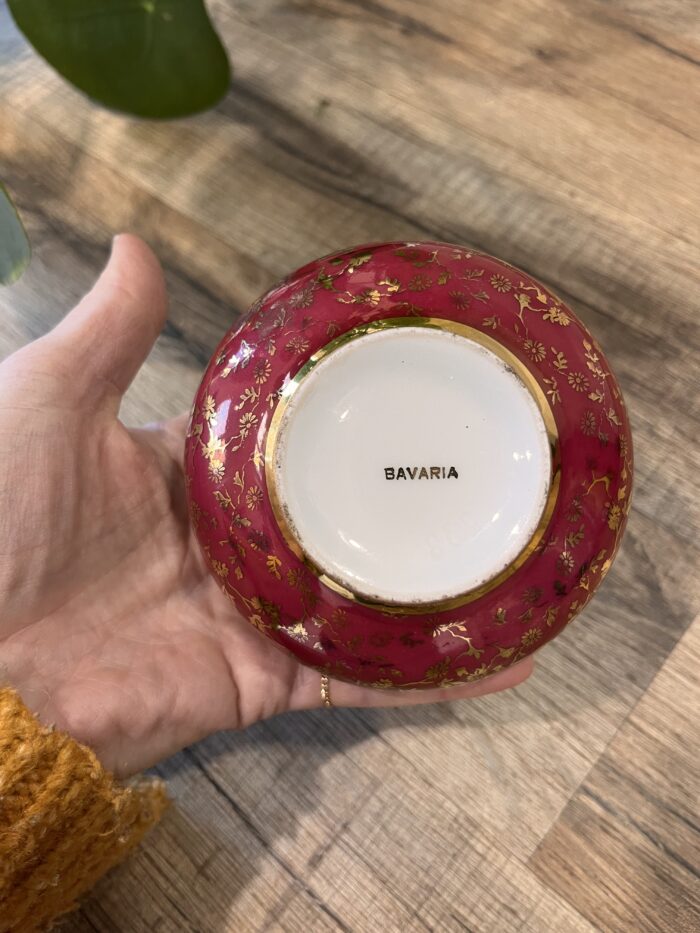 Boîte en porcelaine rouge décorée 💫❤️ – Image 3