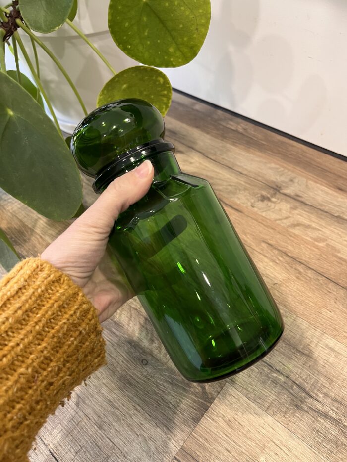 Bouteille en verre vert de pharmacie - Style vintage et authentique 🍃 – Image 2