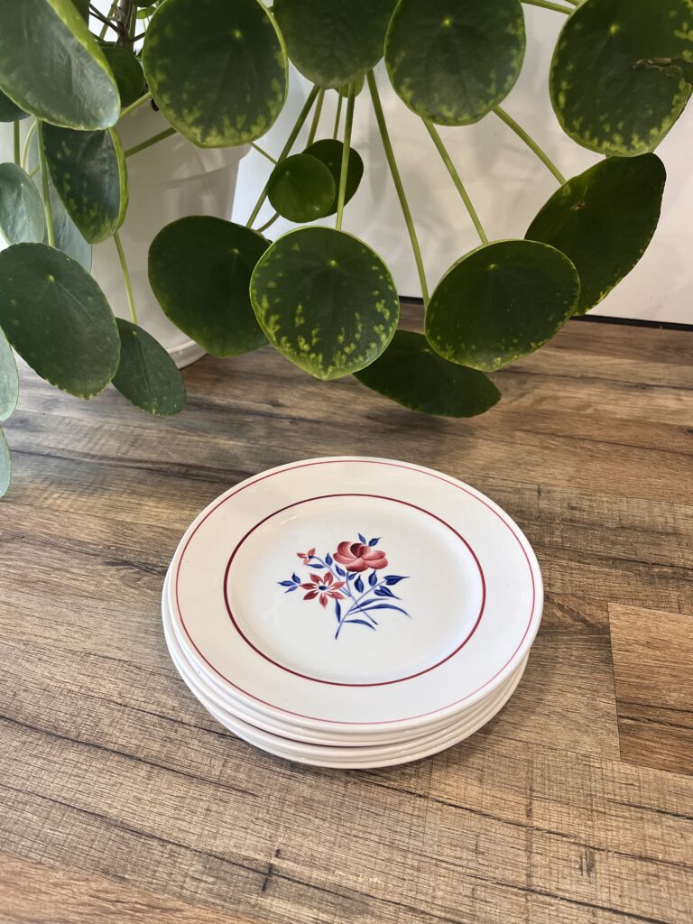 Lot de 6 assiettes à dessert vintage Saint Amand